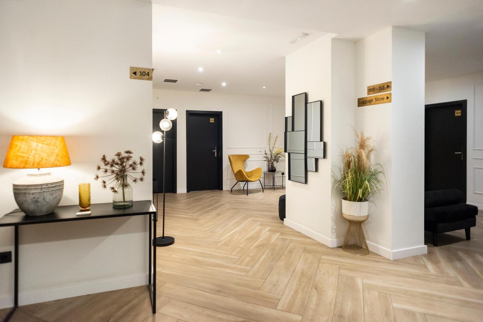 Blanq Comedias Gasthof Valencia